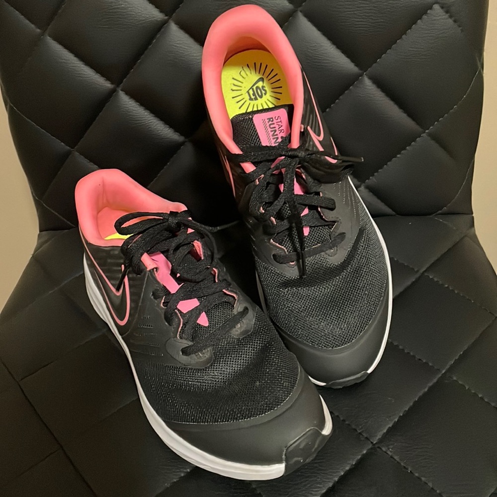 •NWOT NIKES•
